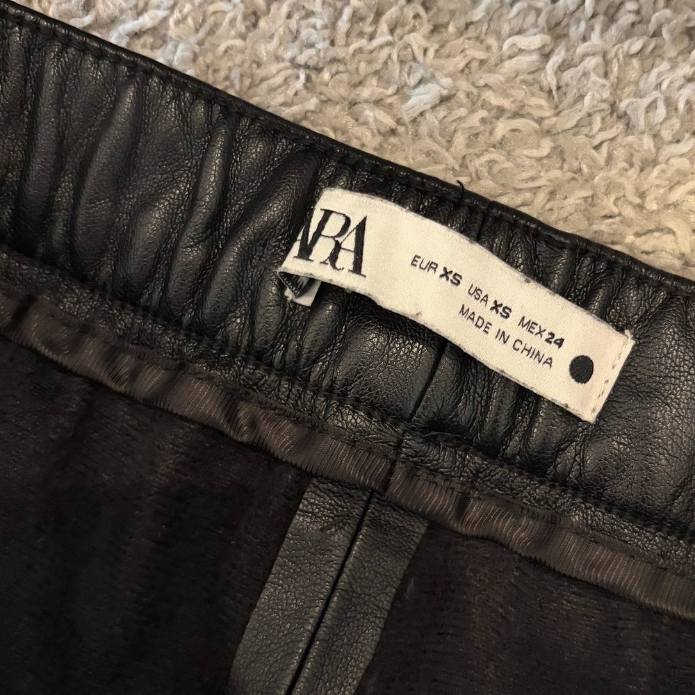Zara Black Faux Leather Joggers Elastic Drawstring Waist Tapered Pants XS - Picture 4 of 7